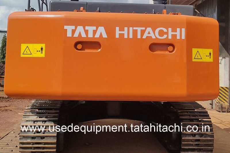 ちぃ 53 200 - 54 400 kg ZX530LCH Hitachi Excavator at ₹ 12100000 in